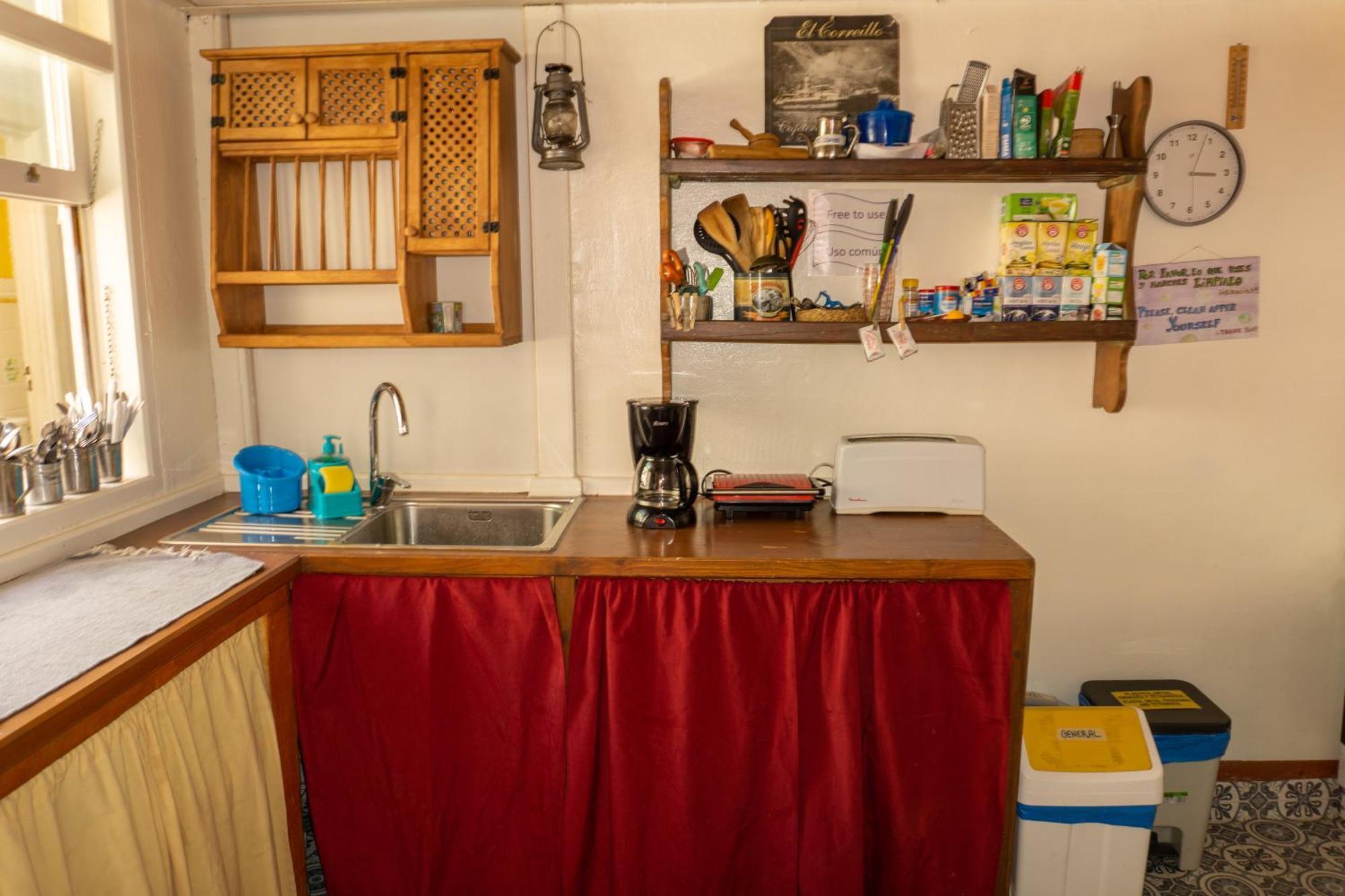 Hostel Albergue La Casa Encantada إل باسو المظهر الخارجي الصورة